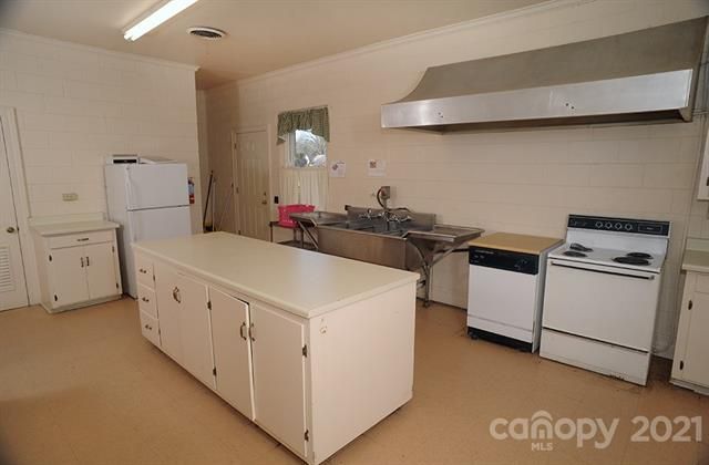 1237 Old West Innes St, Salisbury, NC 28144